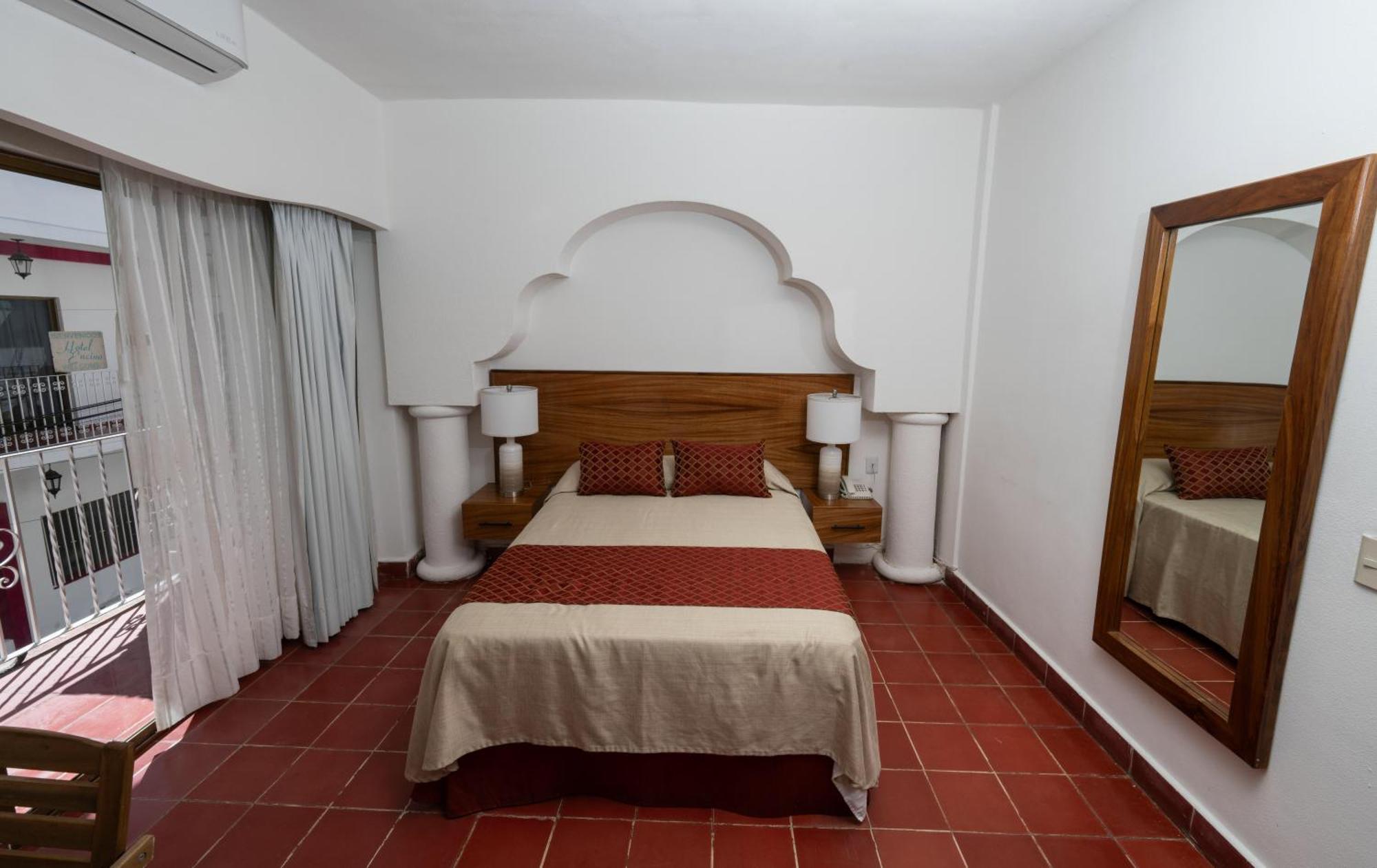 Hotel Encino Malecon Centro Puerto Vallarta Cameră foto